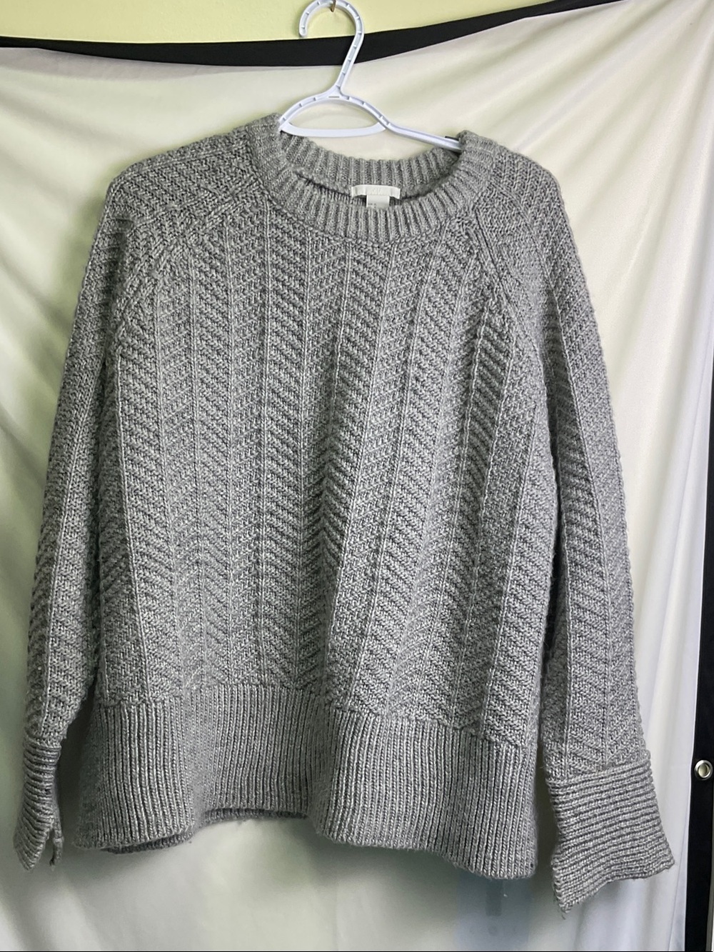 H&M Gray Cable-Knit Crewneck Sweater
